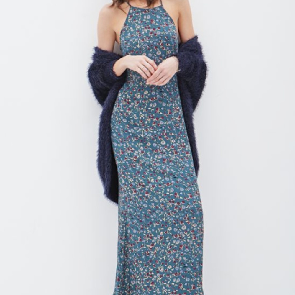 FLORAL CHIFFON MAXI DRESS